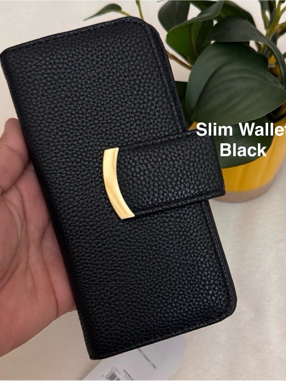 Time and Tru Women's Alexandra Slim Tab Wallet